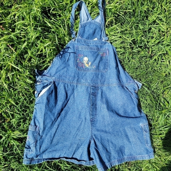 90s Looney Tunes Tweety Bird Overall Shorts 26W/28w Med Wash Embroidered - Picture 1 of 7